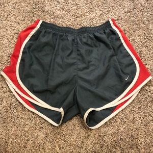 Nike - Tempo Shorts